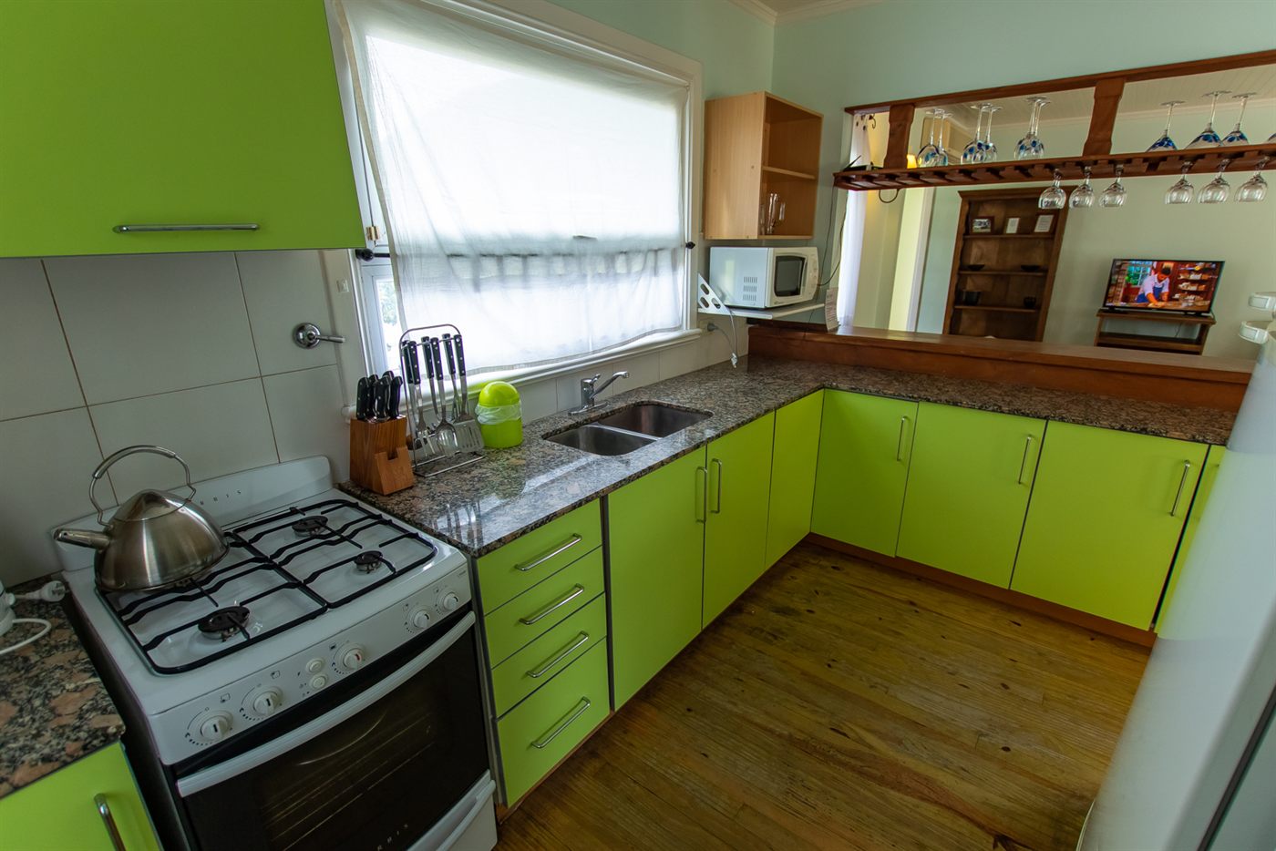 Cocina verde lima